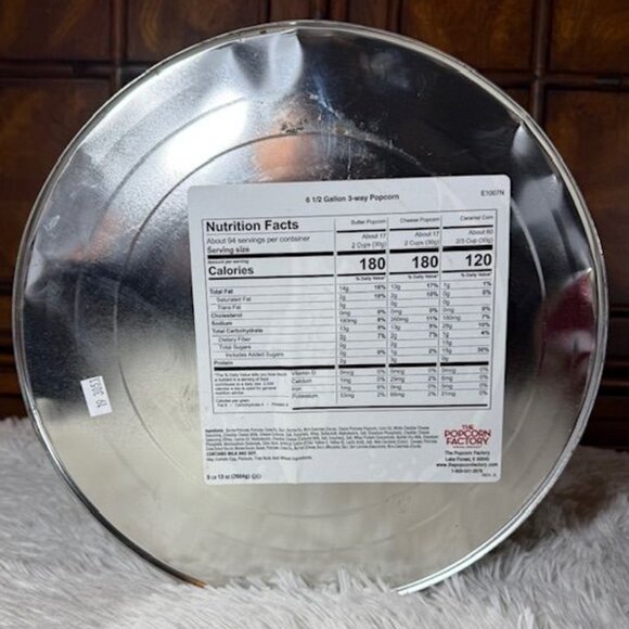 The Popcorn Factory 6.5 Gallon LET IT SNOW Green Gold Scroll Lidded Metal Barrel - Picture 12 of 14